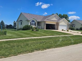 201 Wildcat Trl SW, Shellsburg, IA 52332