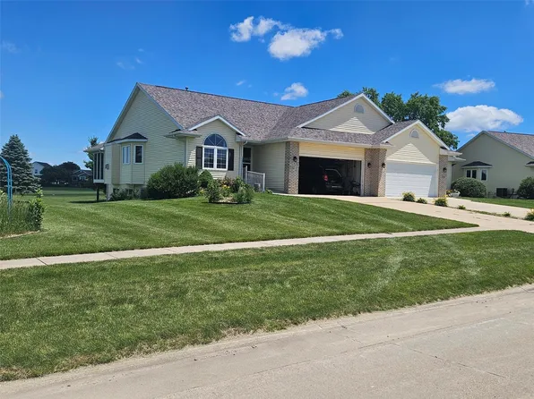 201 Wildcat Trl SW, Shellsburg, IA 52332