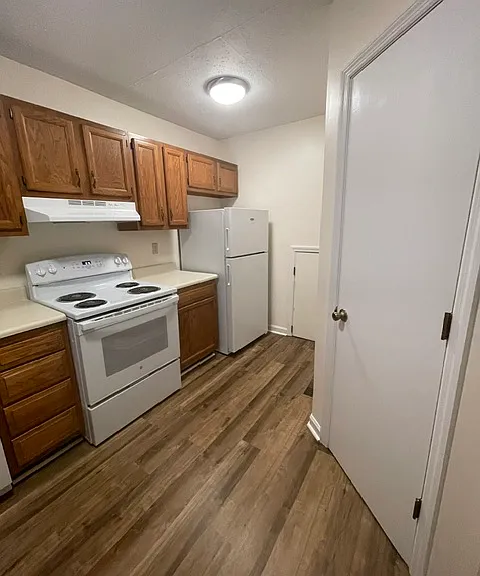 803 Parkway Vista Dr — Photo 4
