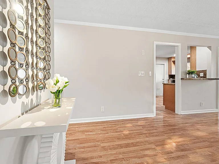 708 NW 6th Dr — Photo 36