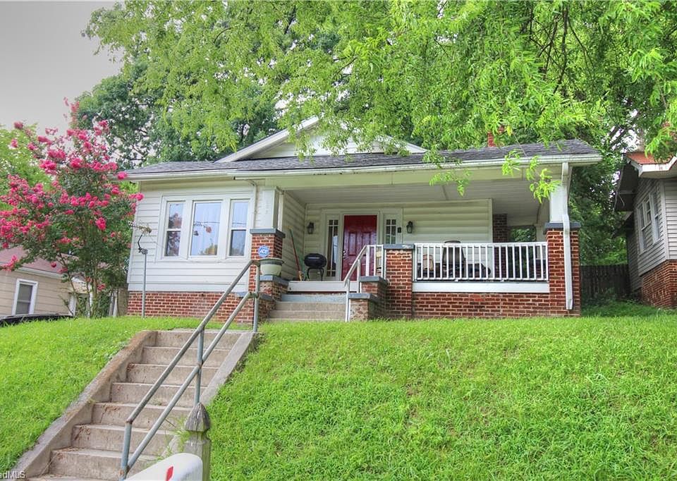1st image of 207 Wiley St