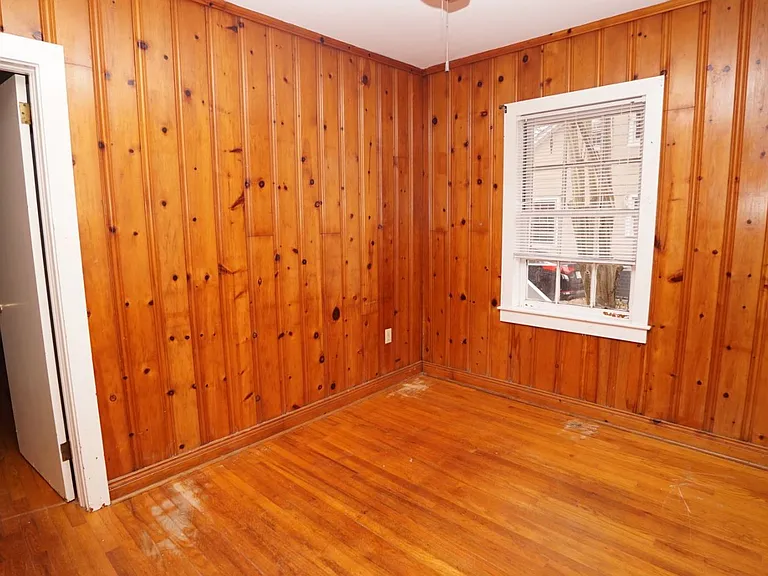 14 Tallman St — Photo 30
