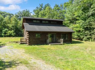 95 School House Rd, Phillipston, MA 01331