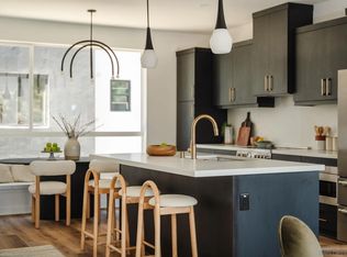 3868 N Riley Ln N, Los Angeles, CA 90065