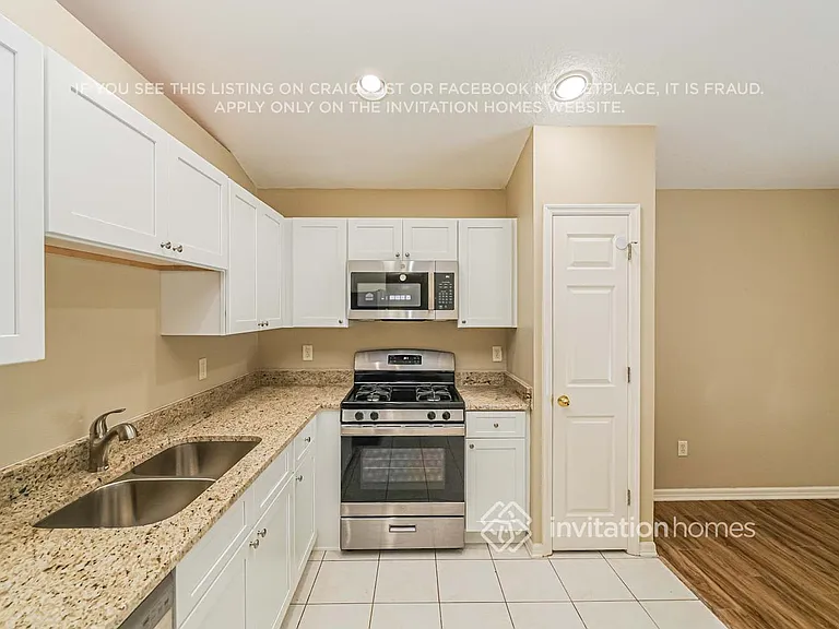 6240 Crickethollow Dr — Photo 6