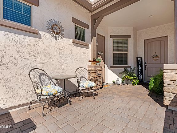 4th image of 2826 E LA COSTA Drive
