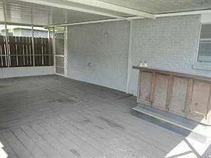 220 Azalea Dr — Photo 2