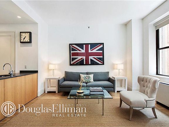 5th image of 71-73 Nassau St #6B