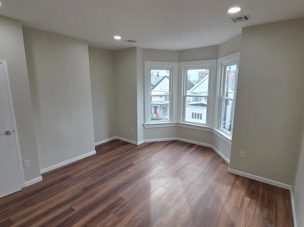 419 N 2nd St, East Newark, NJ 07029