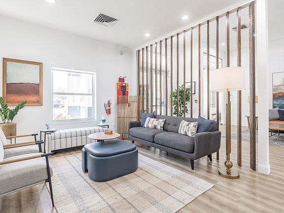 4th image of 4331 Fiji Dr #3B-4Ba-1856Sqft