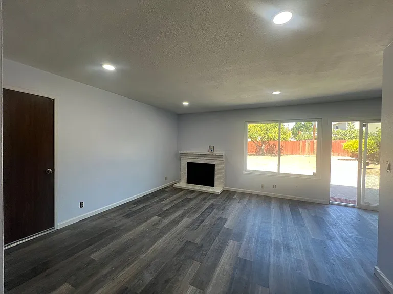 5322 Carryback Ave — Photo 2