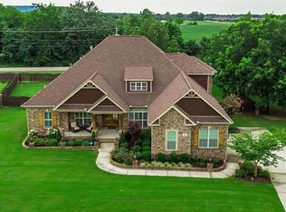 114 Forest Ridge Dr, Huntsville, AL 35806