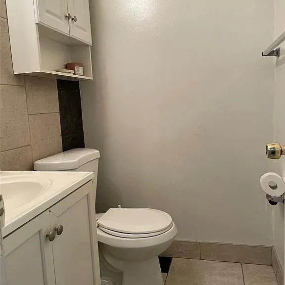 13958 Champagne Dr — Photo 13