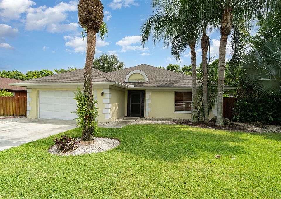 1st image of 2572 River Reach Dr