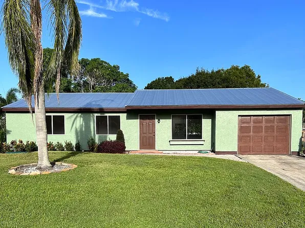 2252 SE Aneci St, Port Saint Lucie, FL 34984