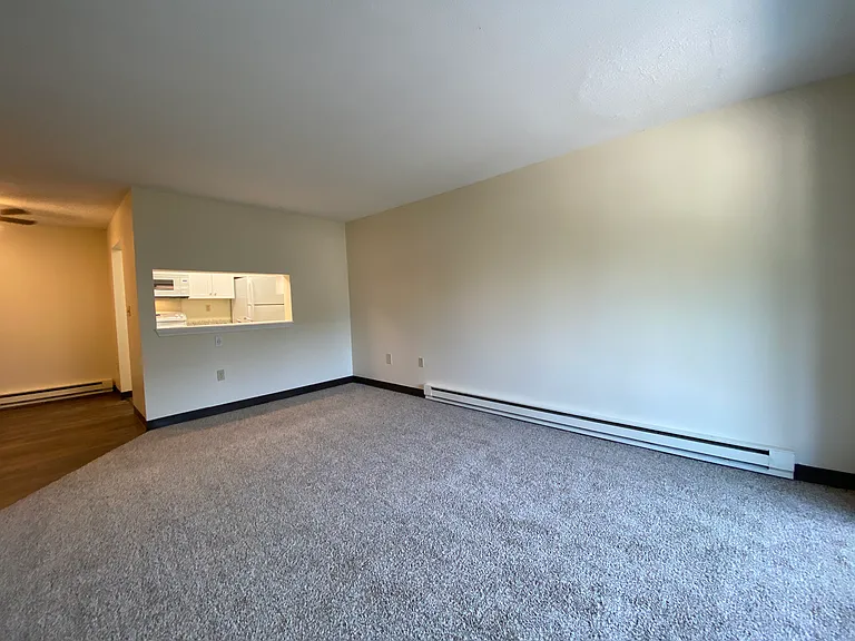 Sunset Ridge Apartments — Photo 44