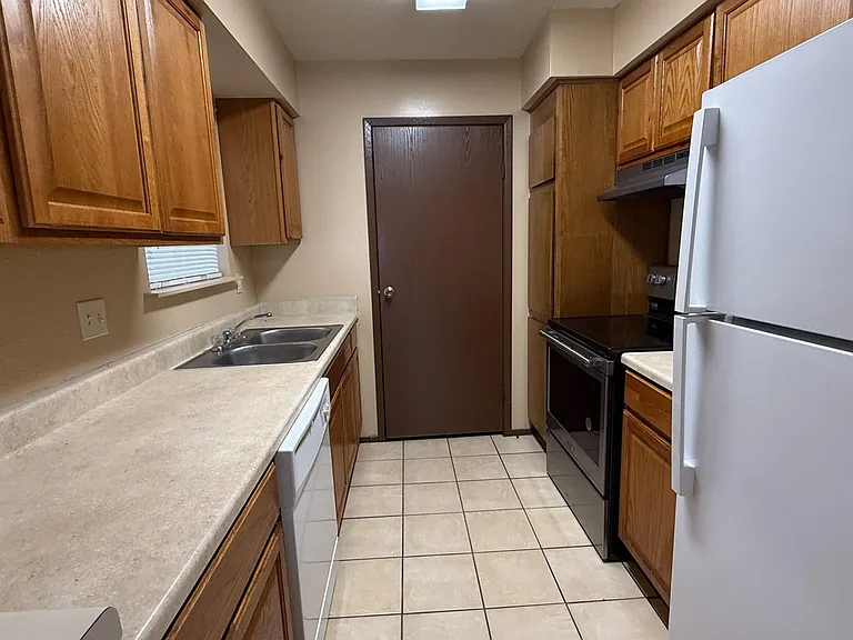13480 S Thorntree Dr #316 — Photo 14