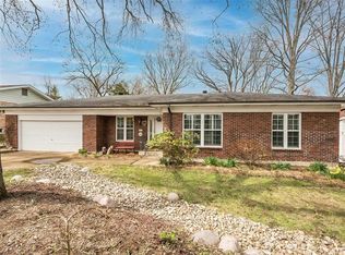 9047 Grant Farm Trl, Saint Louis, MO