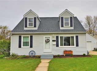 1545 Kenwood Ave, Beloit, WI 53511