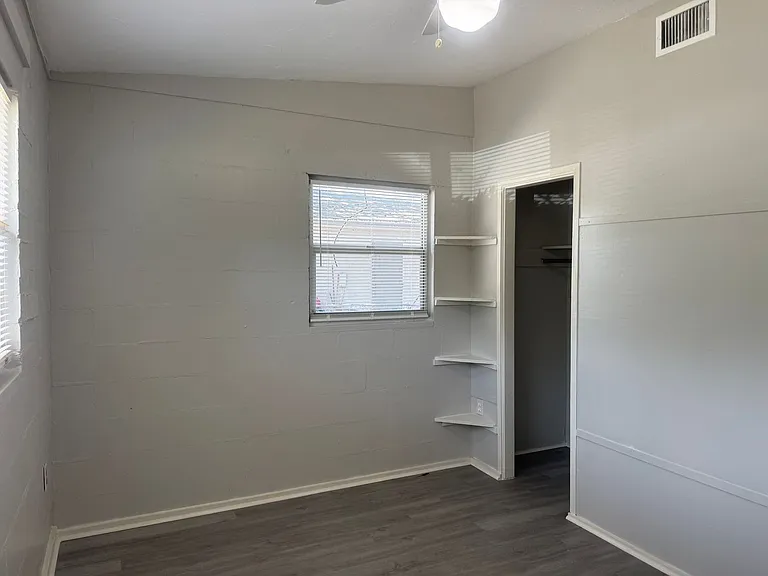 2425 Dixie Ave — Photo 19