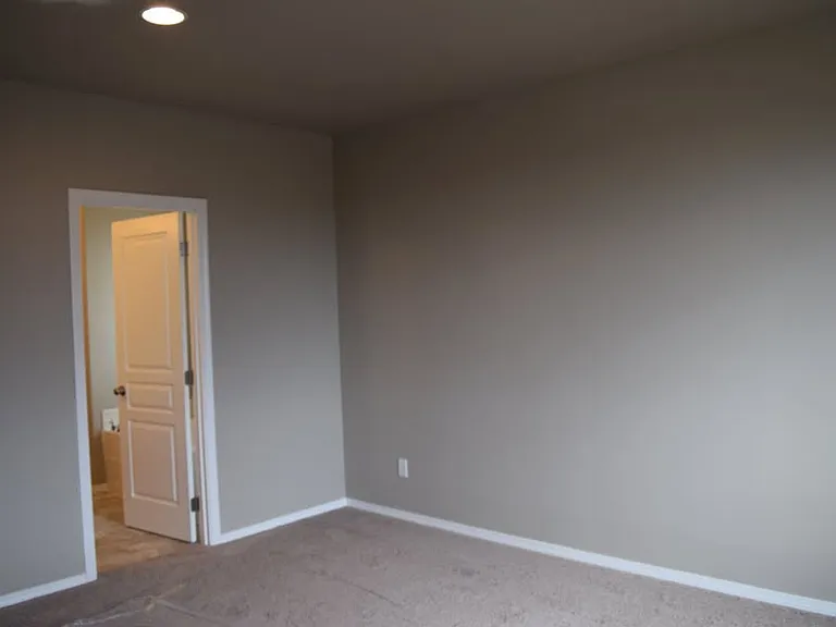 2828 Lucia Ct NW — Photo 8