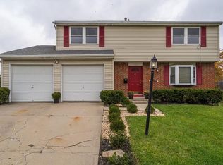 1332 Waycross Rd, Cincinnati, OH 45240
