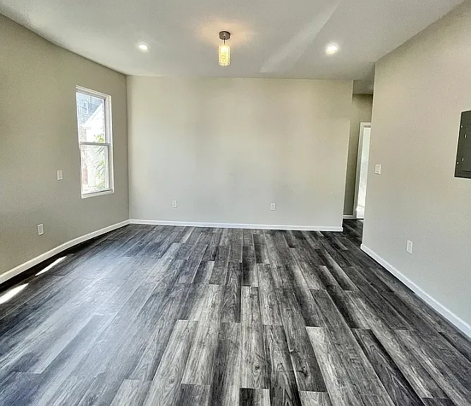 133 Stevens Ave #2-A — Photo 2