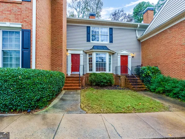 111 Mount Vernon Cir, Sandy Springs, GA 30338
