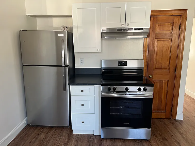 21-27 Sudbury St #25 — Photo 4