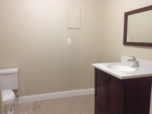 4th image of 6308 S Cameron Ave