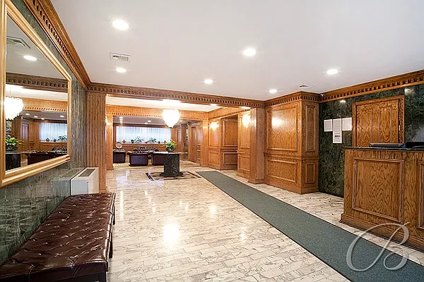 Sold by Bellmarc Realty | media 17