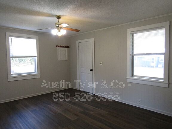 2nd image of 5168C Abel Ln