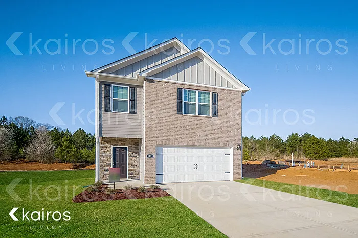 1139 Freedom Pkwy — Photo 1