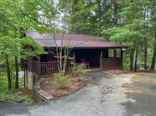 608 Walnut Way, Sevierville, TN 37862