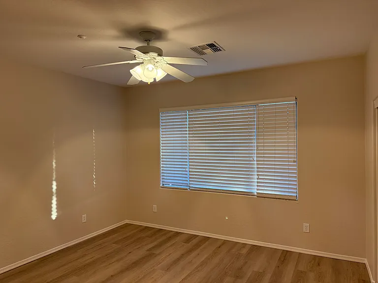 1879 W Owens Way — Photo 18
