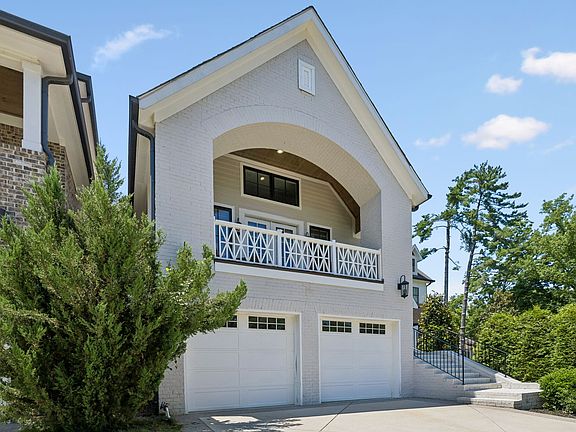 2nd image of 3815A Woodmont Ln