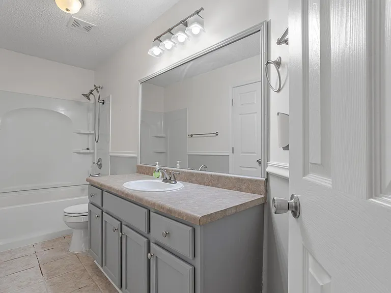 1517 Porpoise St — Photo 17