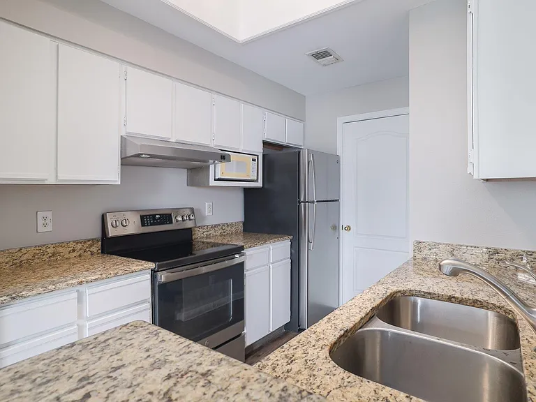 6000 Shepherd Mountain Cv #1711 — Photo 11