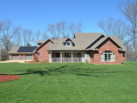 2nd image of 42 Lilac Lane