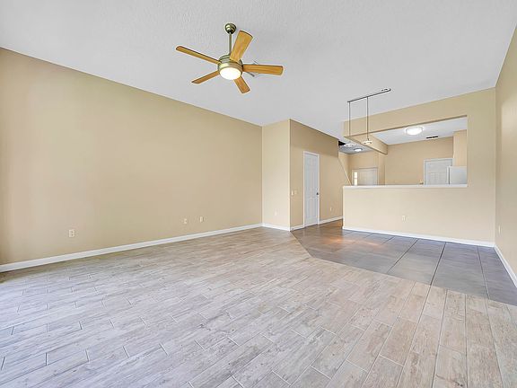 4th image of 2508 Galliano Cir