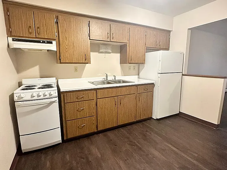 1321 Division St #303 — Photo 9