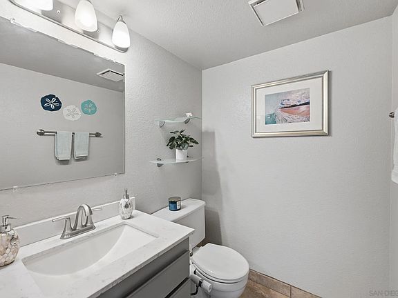 5th image of 11089 Clairemont Mesa Blvd