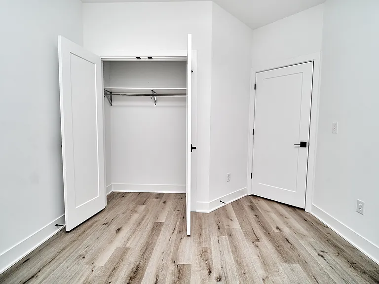 519 Fulton St — Photo 50