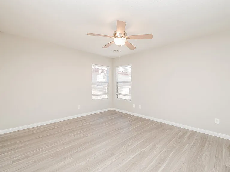 6725 Druid Hills St — Photo 8