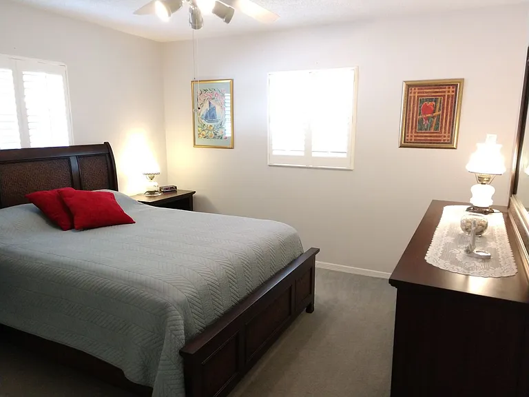 3177 E Village Dr — Photo 30