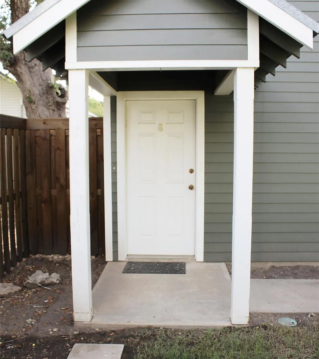 1 bed, 1.0 bath, 600 sqft, $1,100 — Photo 3