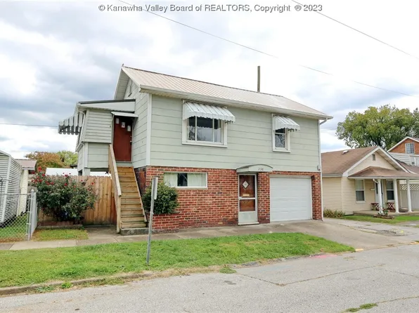 238 11th Ave, South Charleston, WV 25303