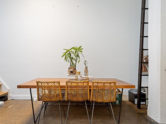 4th image of 659 Auburn Ave NE APT 206