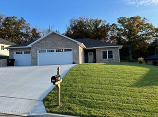 5425 Thornridge Dr, Jefferson City, MO 65109