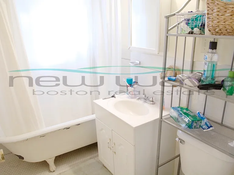108 Jersey St #2 — Photo 10